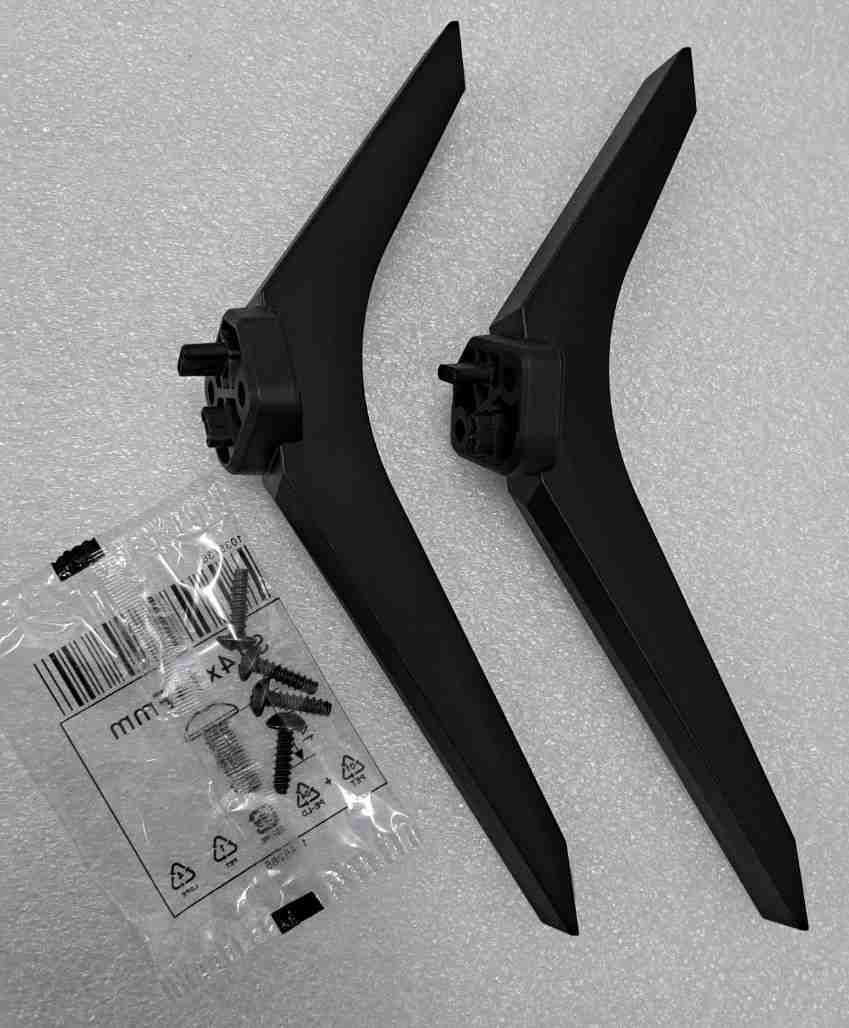 3838782760334 Стойка 32A33EAVT LK за телевизор HISENSE 32A4K A22380D