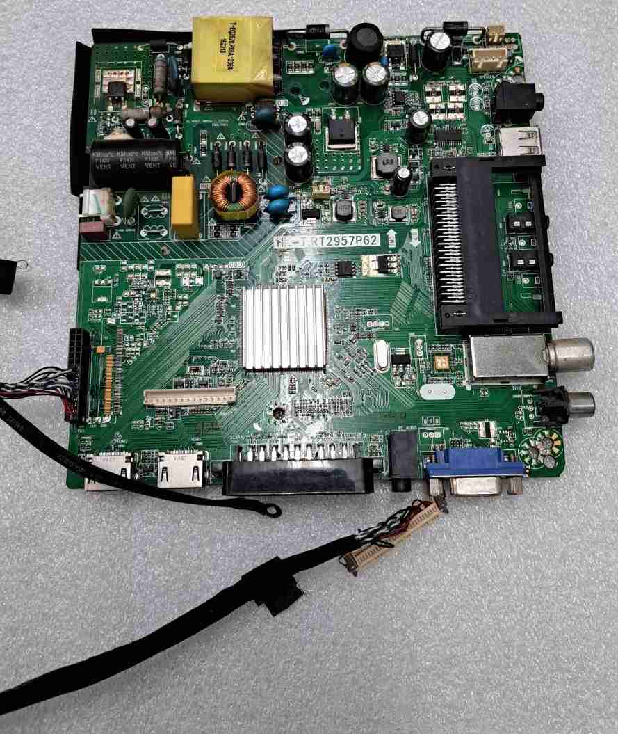 HK-T.RT2957P62 HK-T.RT2957P62, LCD HV320WHB-N80 / 32DM3000